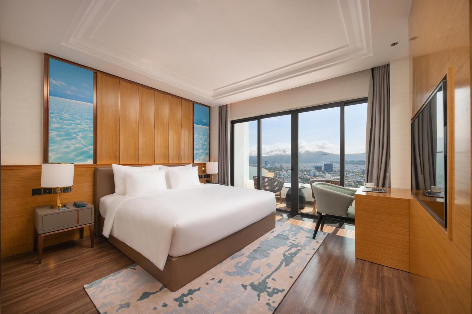 Grand Hyams - Khách sạn 5*